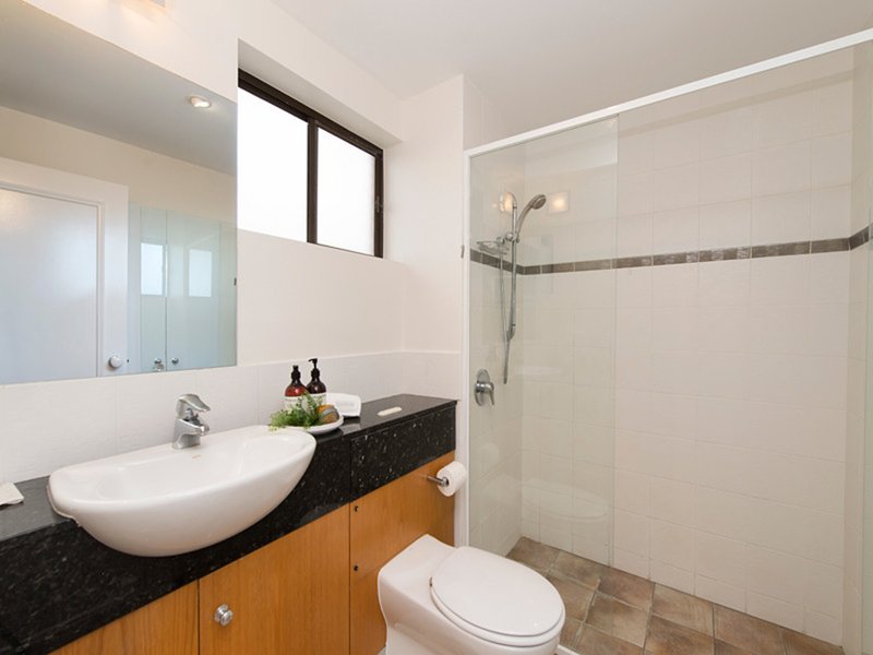 Photo - 101A/32 Swann Road, Taringa QLD 4068 - Image 12