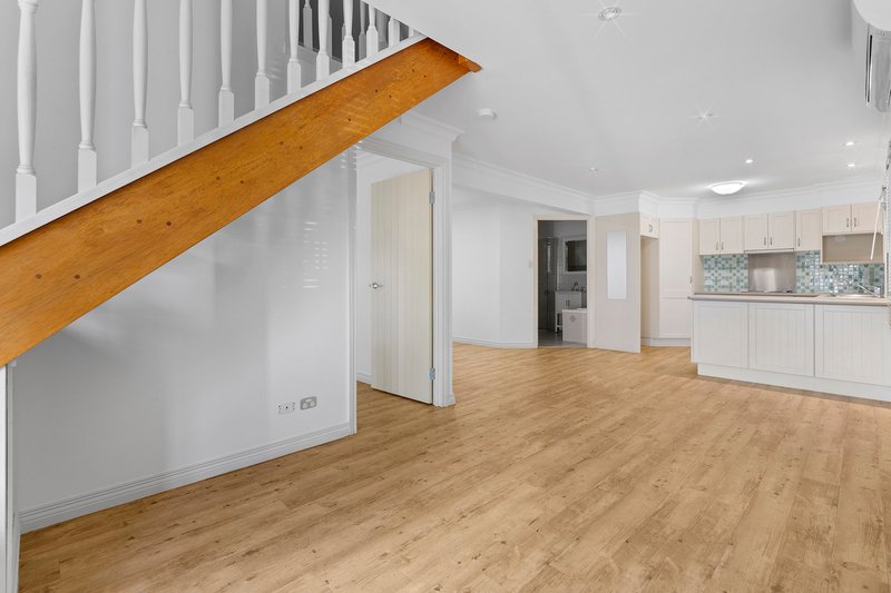 Photo - 101B Colburn Avenue, Victoria Point QLD 4165 - Image 4