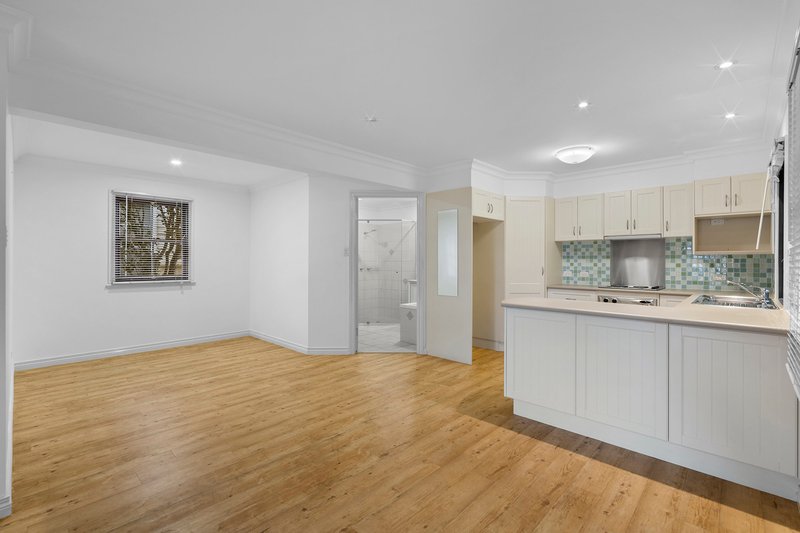 Photo - 101B Colburn Avenue, Victoria Point QLD 4165 - Image 6