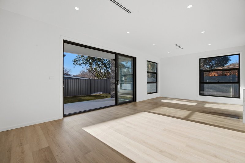 Photo - 101B Higinbotham Street, Watson ACT 2602 - Image 7