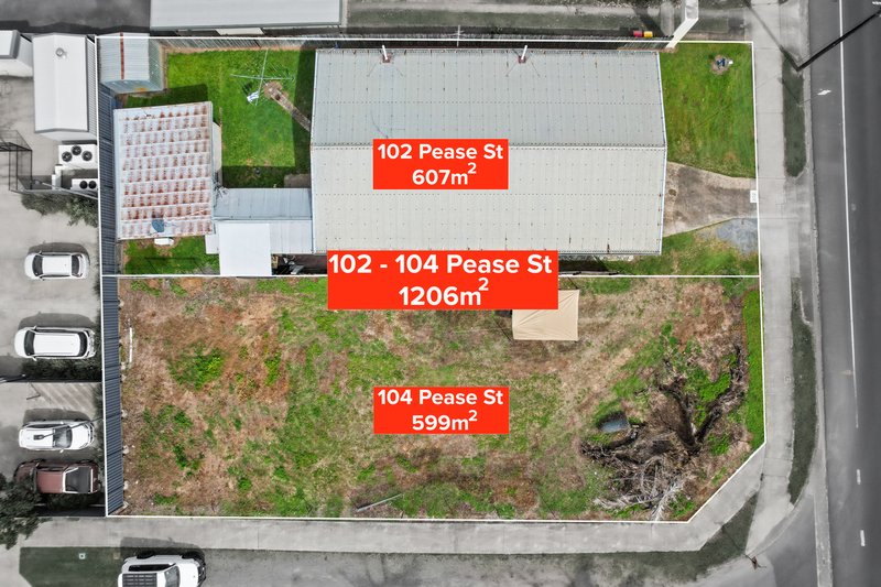 Photo - 102 & 104 Pease Street, Manoora QLD 4870 - Image 5