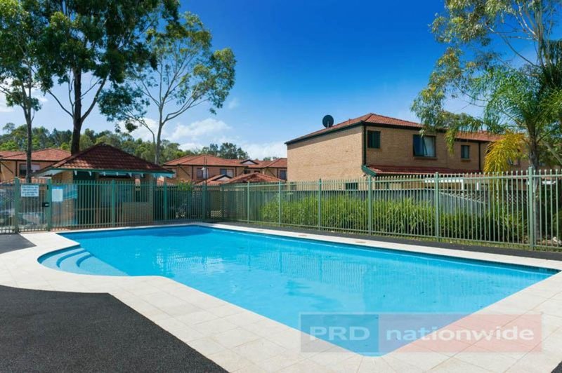 Photo - 102 / 169 Horsley Road, Panania NSW 2213 - Image 6