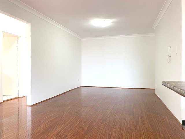 Photo - 10/2-4 Caledonian Street, Bexley NSW 2207 - Image 6