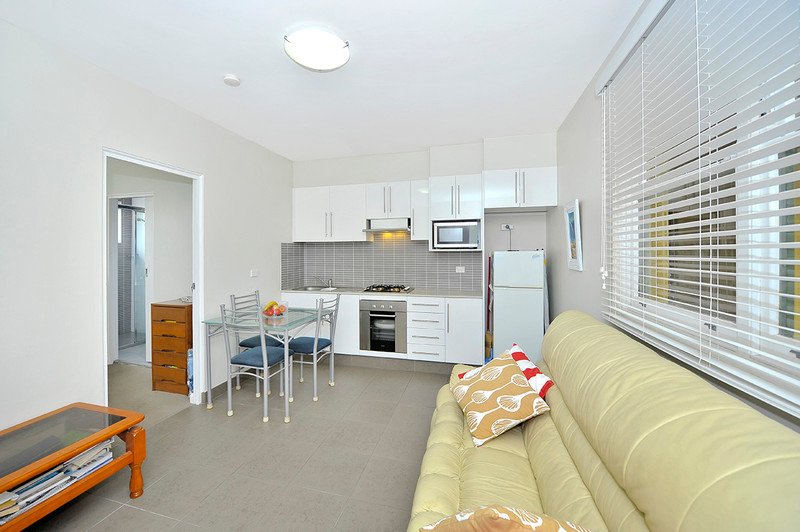 Photo - 10/2-4 Wrights Avenue, Marrickville NSW 2204 - Image 3