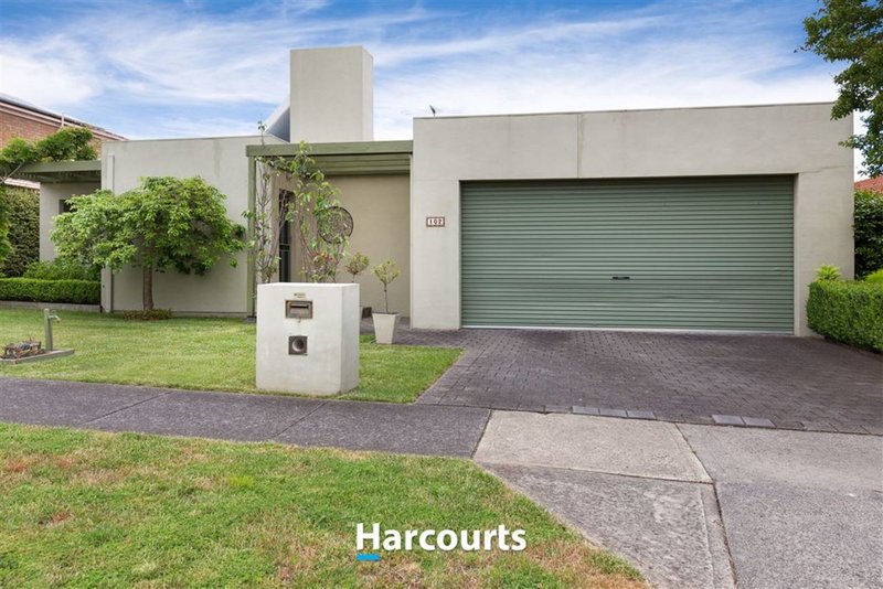 102 Avebury Drive, Berwick VIC 3806