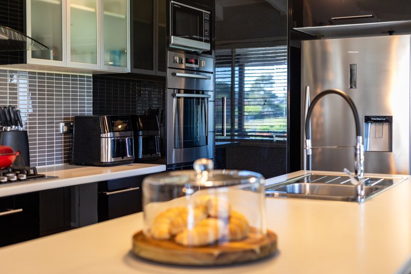 Photo - 102 Bailey Road, Deception Bay QLD 4508 - Image 9