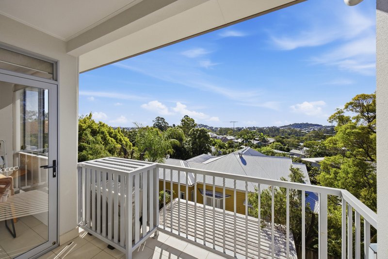Photo - 10/2 Ballymore Street, Kelvin Grove QLD 4059 - Image 7
