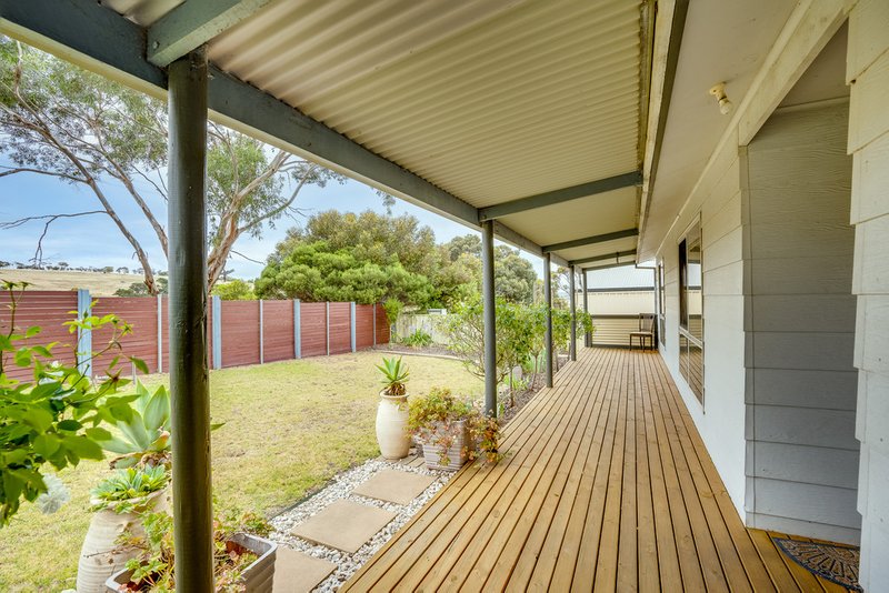 Photo - 102 Battye Road, Encounter Bay SA 5211 - Image 2