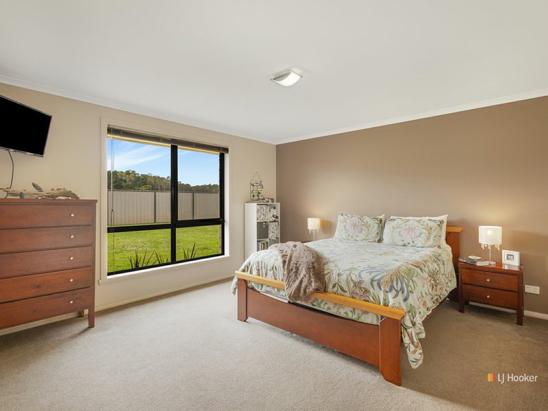 Photo - 102 Benny Street, Latrobe TAS 7307 - Image 9