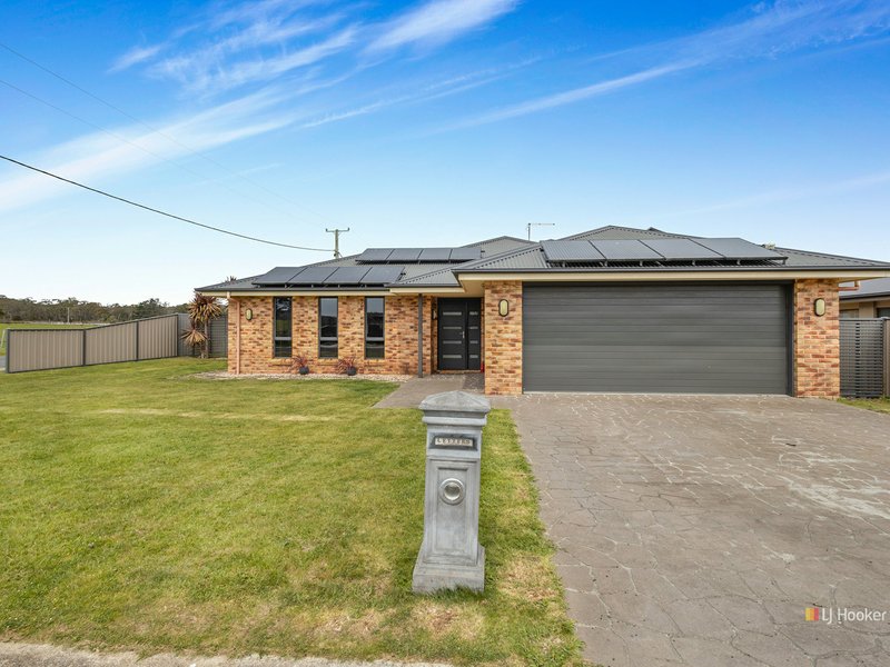 Photo - 102 Benny Street, Latrobe TAS 7307 - Image 15