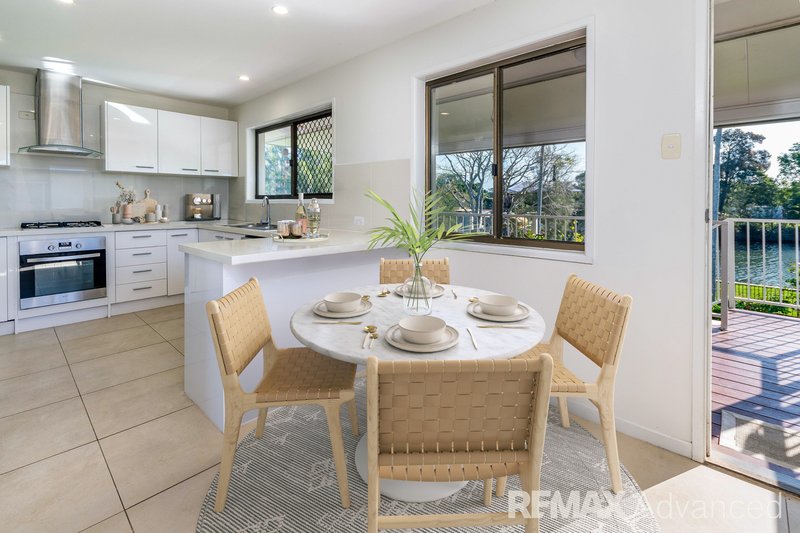 Photo - 102 Biggs Avenue, Beachmere QLD 4510 - Image 6