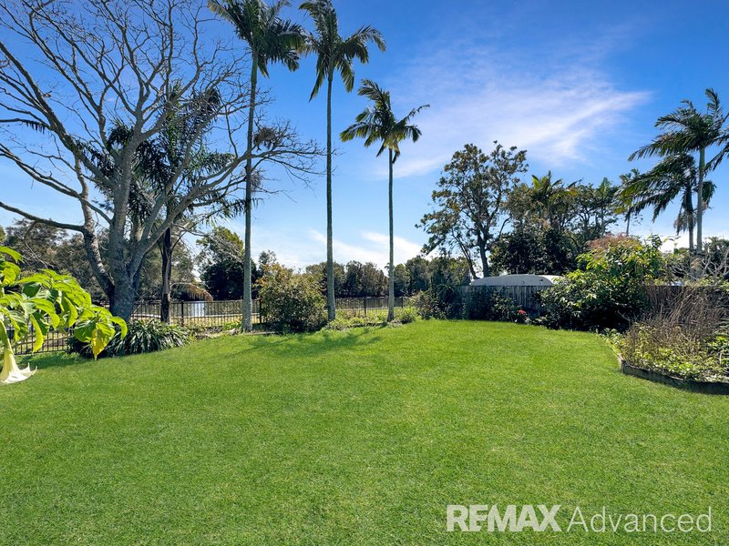 Photo - 102 Biggs Avenue, Beachmere QLD 4510 - Image 12