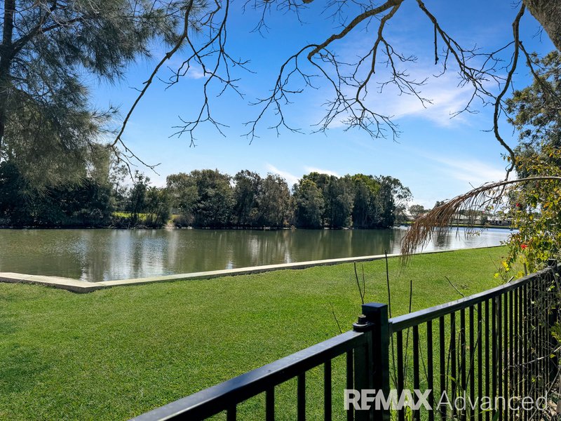 Photo - 102 Biggs Avenue, Beachmere QLD 4510 - Image 13
