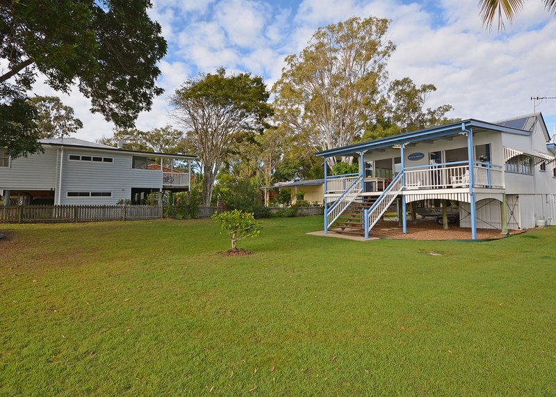 Photo - 102 Burrum Street, Burrum Heads QLD 4659 - Image 5