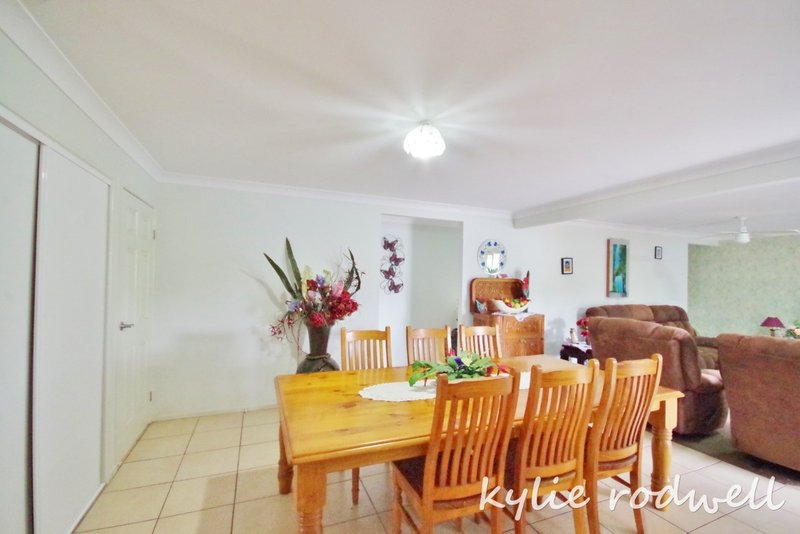 Photo - 102 Carrigan Way, Gleneagle QLD 4285 - Image 6