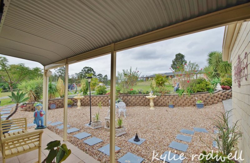 Photo - 102 Carrigan Way, Gleneagle QLD 4285 - Image 14