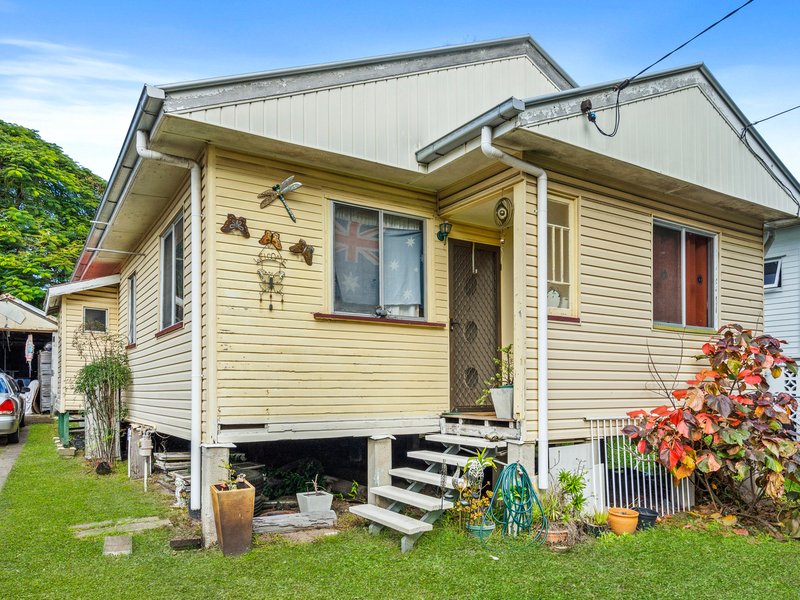 Photo - 102 Chandos Street, Wynnum West QLD 4178 - Image 5