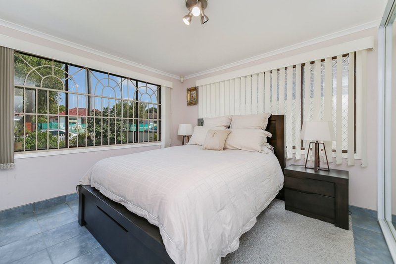 Photo - 102 Clarence Street, Condell Park NSW 2200 - Image 6