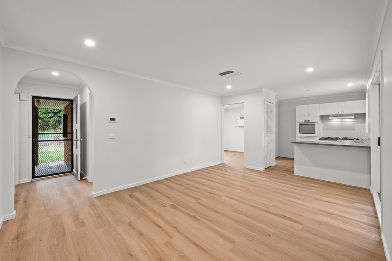 Photo - 102 Clarke Street, Benalla VIC 3672 - Image 6