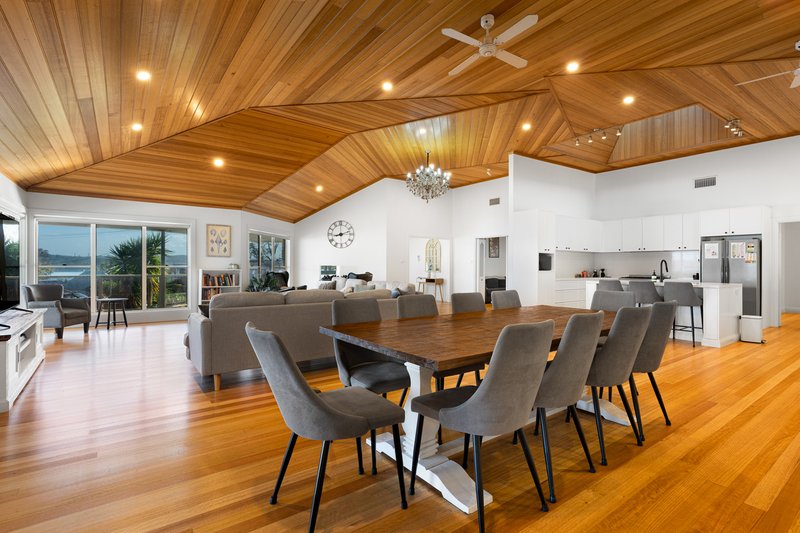 Photo - 102 Coal Point Road, Coal Point NSW 2283 - Image 5