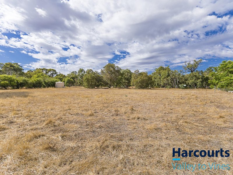 Photo - 102 Cockatoo Drive, Bindoon WA 6502 - Image 33