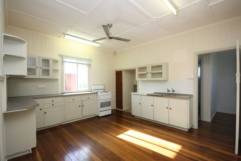 Photo - 102 Duffield Road, Margate QLD 4019 - Image 18