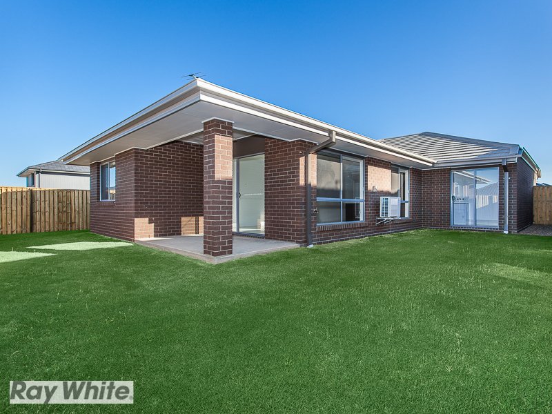 Photo - 102 Expedition Drive, North Lakes QLD 4509 - Image 14