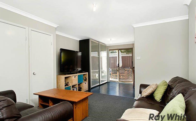 Photo - 102 Fisher Street, Oak Flats NSW 2529 - Image 3