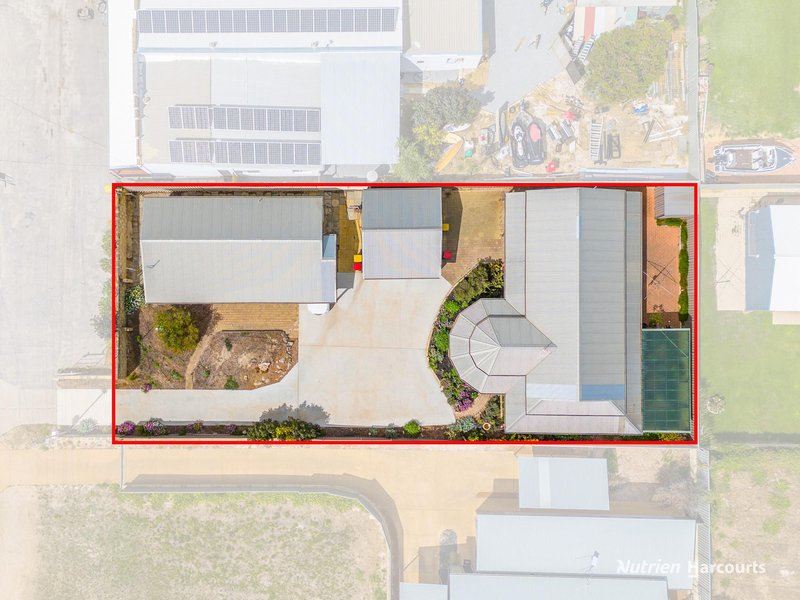 Photo - 102 Gingin Road, Lancelin WA 6044 - Image 3