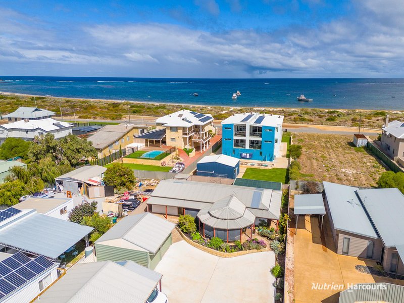 Photo - 102 Gingin Road, Lancelin WA 6044 - Image 5