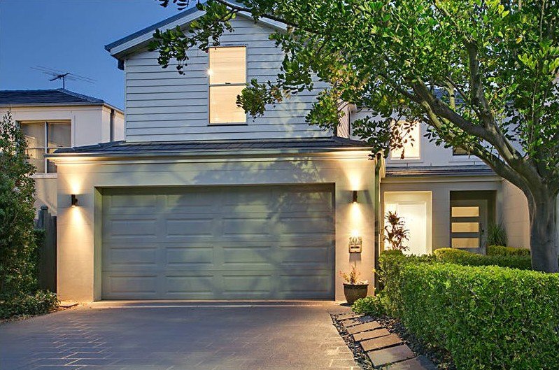 Photo - 102 Governors Way, Macquarie Links NSW 2565 - Image 1