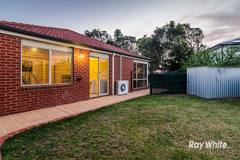 Photo - 102 Harrington Drive, Narre Warren South VIC 3805 - Image 25