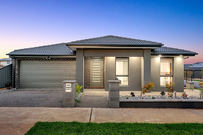 102 Highlander Drive, Craigieburn VIC 3064