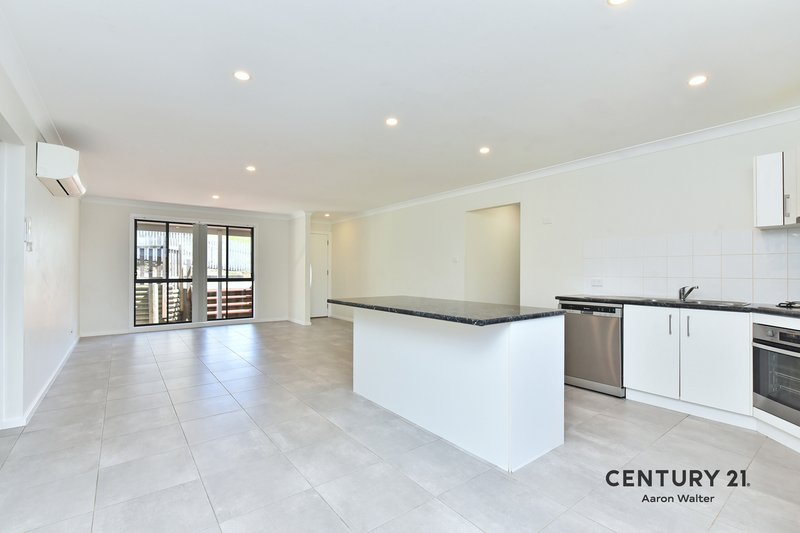 Photo - 102 King Street, Shortland NSW 2307 - Image 4