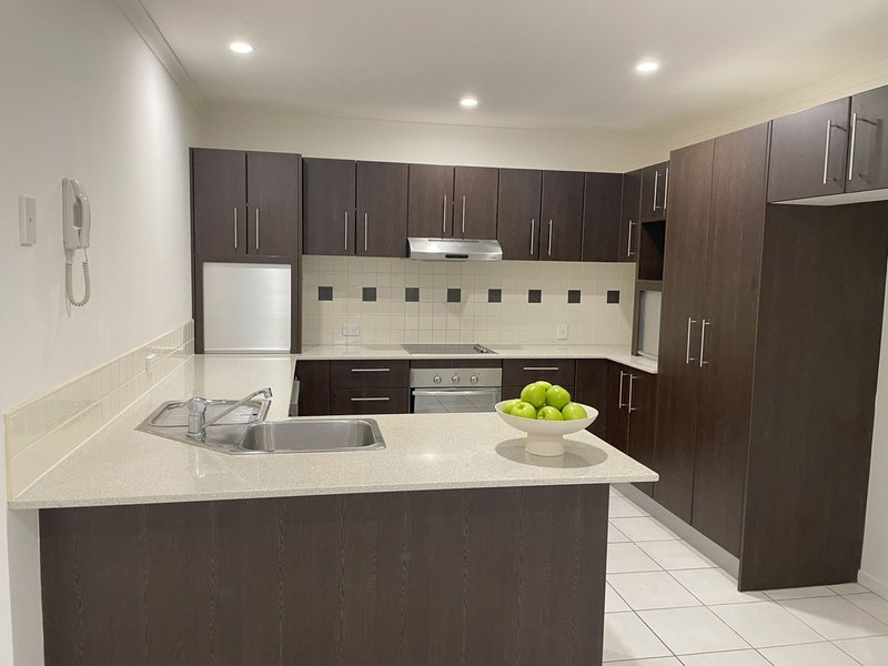 Photo - 10/2 Lakehead Drive, Sippy Downs QLD 4556 - Image 3