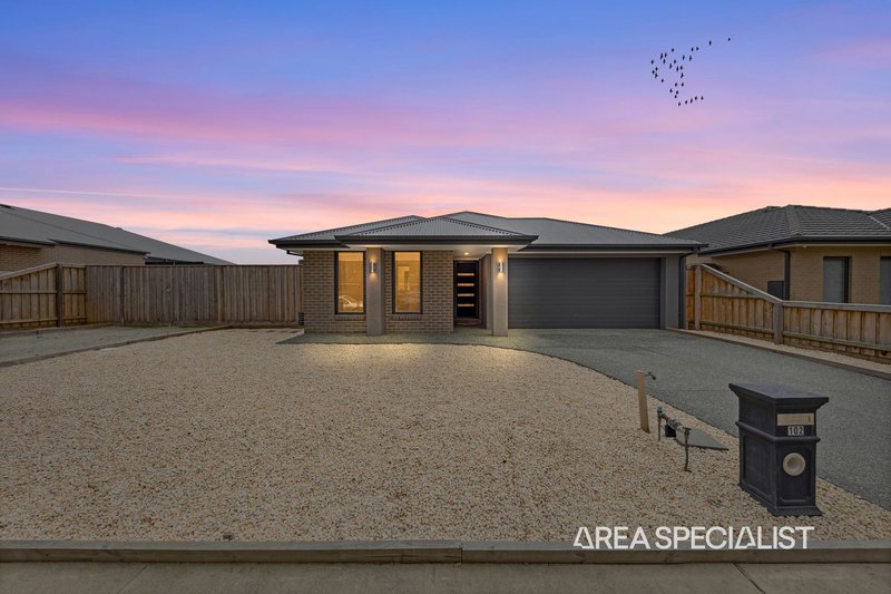 102 Langley Boulevard, Lang Lang VIC 3984