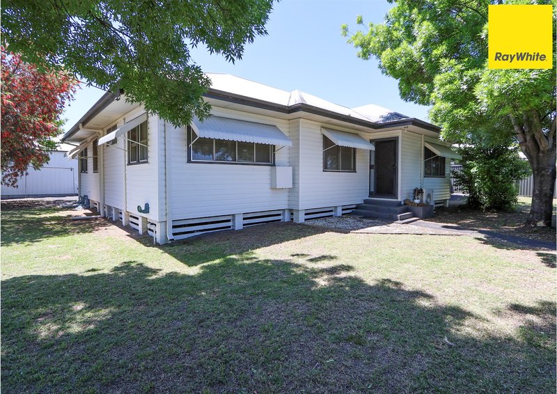 Photo - 102 Lawrence Street, Inverell NSW 2360 - Image 14