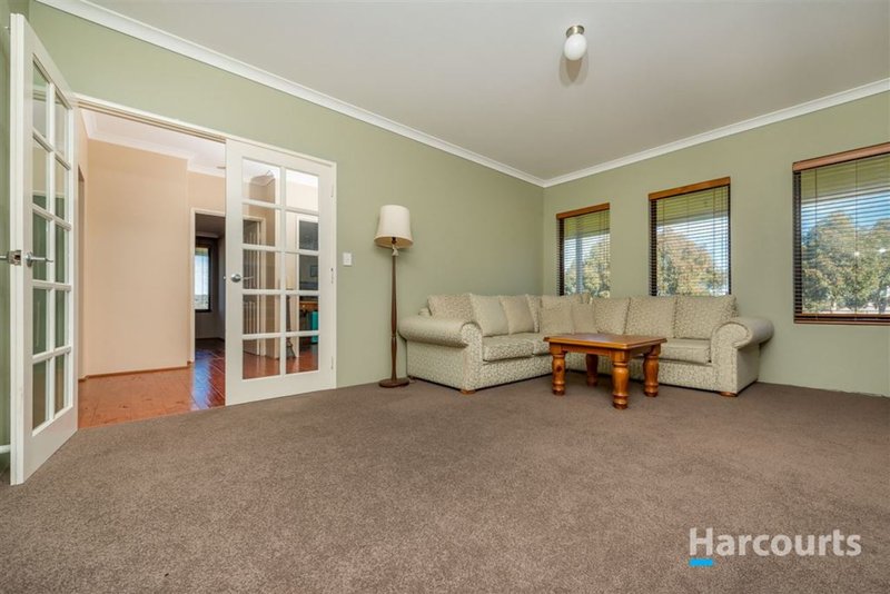 Photo - 102 Limousin Way, Lower Chittering WA 6084 - Image 4