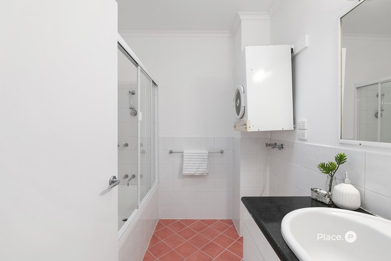 Photo - 10/2 Macquarie Street, Teneriffe QLD 4005 - Image 7