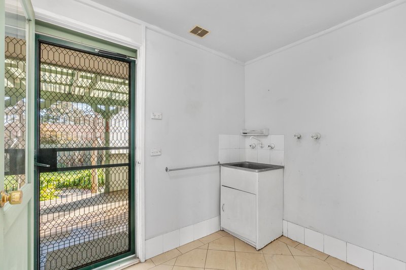 Photo - 102 Maribyrnong Avenue, Kaleen ACT 2617 - Image 5