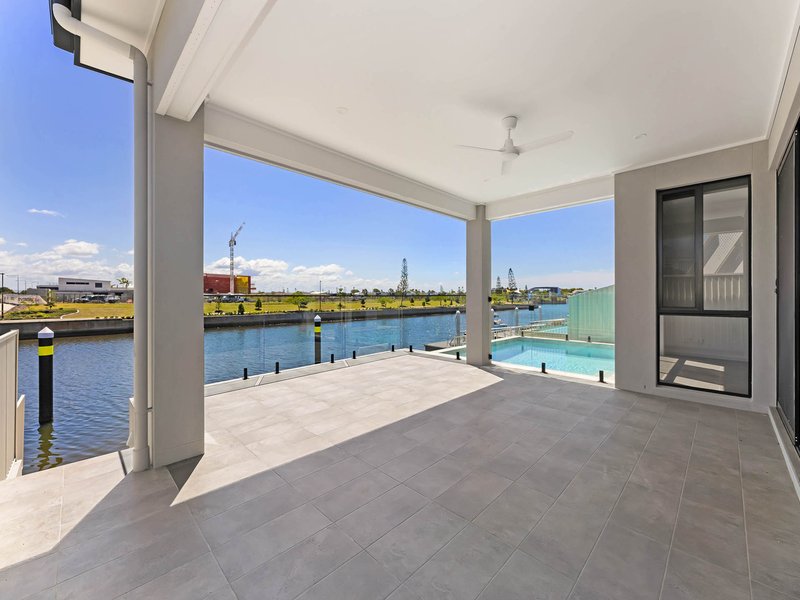 102 Marina View Drive, Pelican Waters QLD 4551