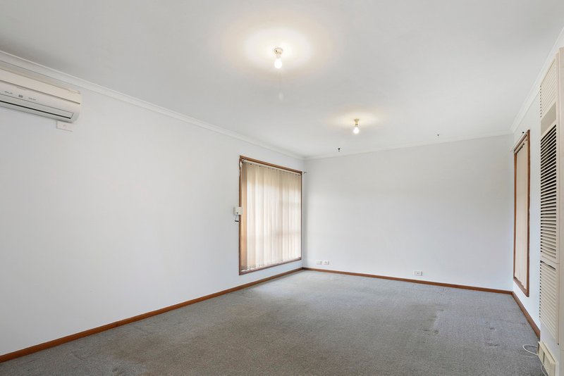 Photo - 102 Matthews Road, Corio VIC 3214 - Image 3