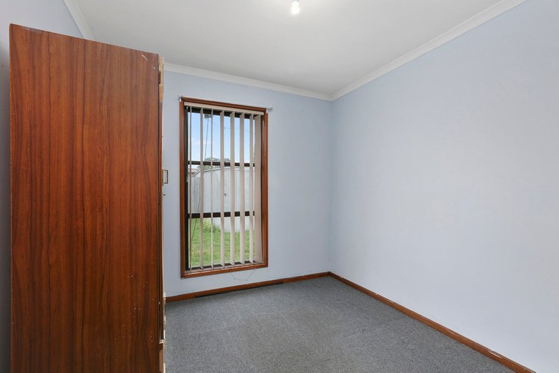 Photo - 102 Matthews Road, Corio VIC 3214 - Image 5