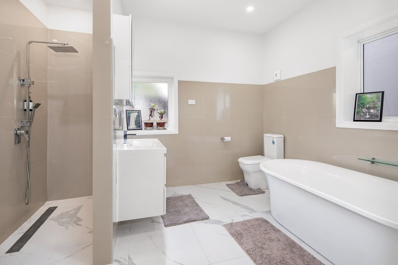 Photo - 102 Moola Street, Ballarat North VIC 3350 - Image 10