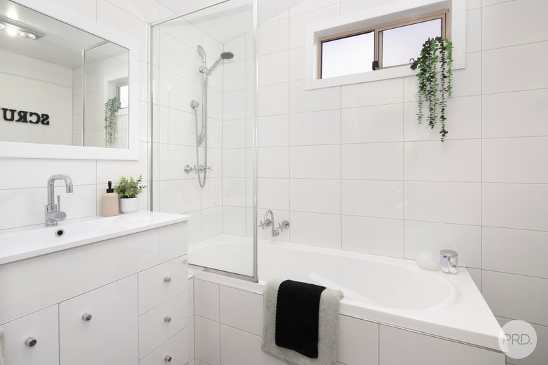 Photo - 102 Morres Street, Ballarat East VIC 3350 - Image 9