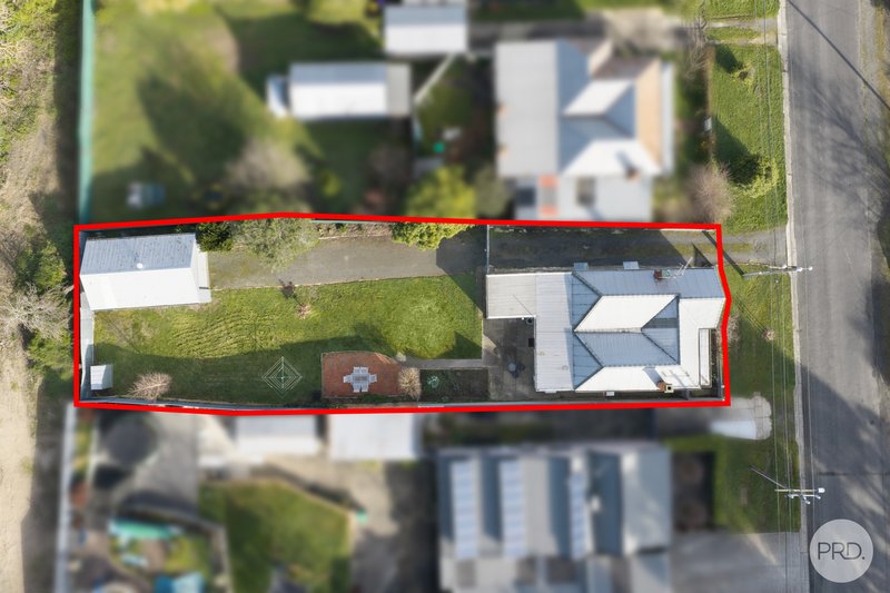 Photo - 102 Morres Street, Ballarat East VIC 3350 - Image 12