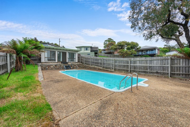 Photo - 102 Myer Street, Lakes Entrance VIC 3909 - Image 16