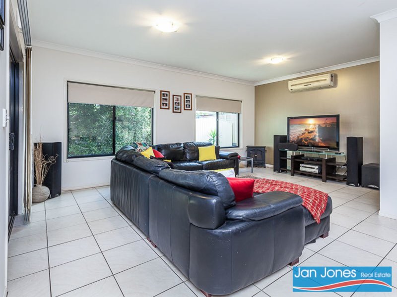 Photo - 102 North Ridge Circuit, Deception Bay QLD 4508 - Image 7