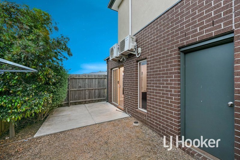 Photo - 102 Player Drive, Narre Warren VIC 3805 - Image 15