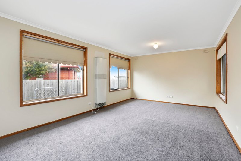 Photo - 102 Purnell Road, Corio VIC 3214 - Image 3